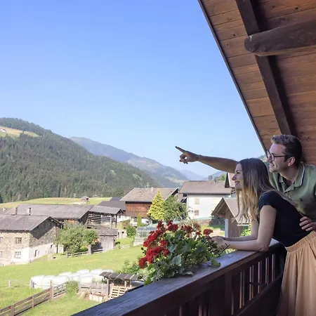 Erlebenswert Bauernhof Gruber 4*