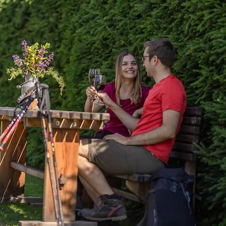 Erlebenswert Bauernhof Gruber 4*