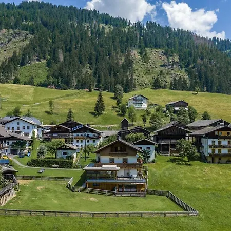 Konukevi Erlebenswert Bauernhof Gruber 3*